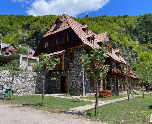 thethi-guesthouse_orig (1)