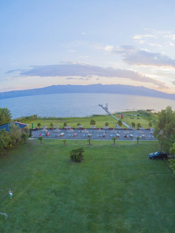 ASCII   Kolor stitching | 3 pictures | Size: 4916 x 6169 | Lens: Standard | RMS: 3.15 | FOV: 72.38 x 90.82 ~ 6.52 | Projection: Spherical | Color: LDR |